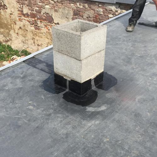 Preview: Form- und Abdeckband EPDM 15 cm Rolle 30,5 m