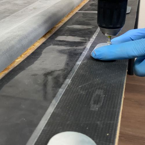 Preview: Randfixierstreifen EPDM 15,2 cm Rolle 30,5 m