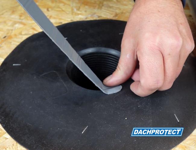 Preview: SET Klebe-Gully DN 50-150 mit MicroSealant Dichtband erster Schritt